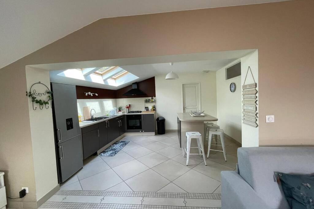 Superbe Appartement Avec 2 Chambres - 9 Personnes - Parking Prive Tournon-sur-Rhone Dış mekan fotoğraf